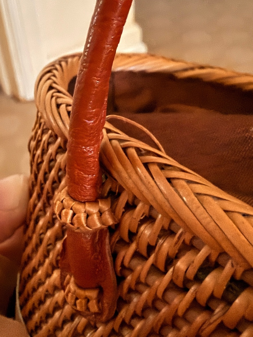 EUC Bosom Buddy Handwoven Straw Bag with Ribbon & Sand Dollar - Picture 10 of 14